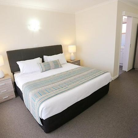 Seven Pines Motor Inn Mildura Zimmer foto
