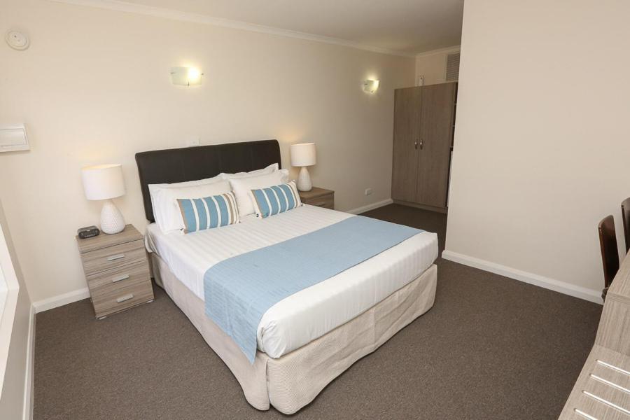 Seven Pines Motor Inn Mildura Zimmer foto