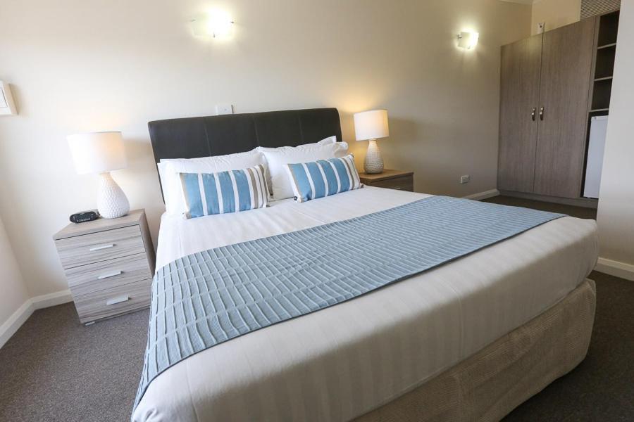 Seven Pines Motor Inn Mildura Zimmer foto