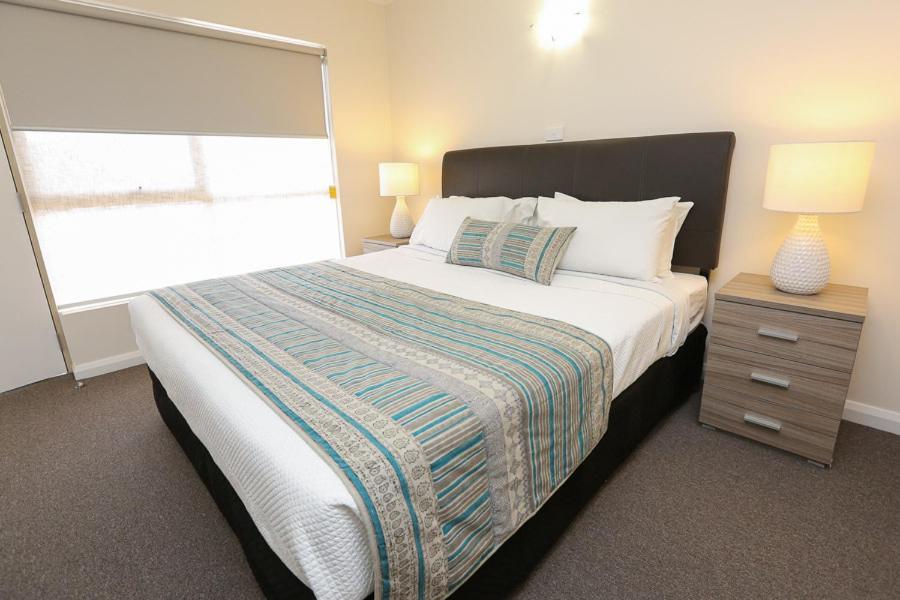 Seven Pines Motor Inn Mildura Zimmer foto